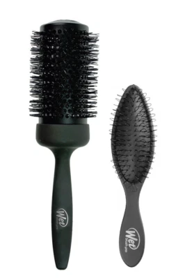Wet Brush Epic Professional Extension Brush & Blowout Brush (Pack of 2) Styling - Image 1 of 4