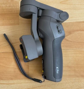 DJI Osmo Mobile 3 - Gimbal Stabilizer - Tested & Working EUC - Photo 1/3