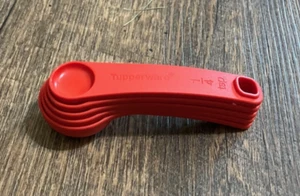 TUPPERWARE- SET OF 5 NESTING MEASURING SPOONS- RED- #7932A-7936A - Picture 1 of 2