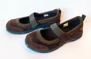 Girl's Merrell Chocolate Brown Suede Mary Jane Dress up Shoes Size 2W NIB - Picture 1 of 9