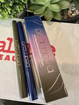 Pear Nova Eye Duo Stick Shadow + Liner - Azurite and Unakite - 0.5g - 0.16g - Image 1 of 2