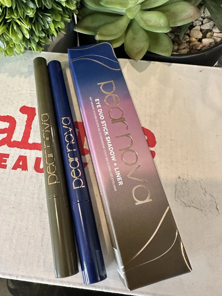 Pear Nova Eye Duo Stick Shadow + Liner - Azurite and Unakite - 0.5g - 0.16g - Image 1 of 2
