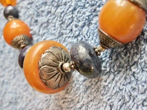 Collana Vintage Lapislazzuli e Quarzo Metallo Tappato Pietre Perline; Corda Corda - Foto 1 di 12