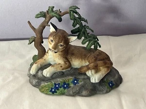 Lenox Porcelain Figurine Cougar resting Mountain daydreams OH9102 - Picture 1 of 7