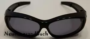Nuevas gafas de sol pequeñas UV 400 218 polarizadas ajustadas sobre templos de resorte de plástico negro - Imagen 1 de 3
