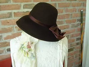 Vintage Gorgeous Mod Dark Brown Lg. Bow/ Wide Brim Glenover Wool Felt Hat - Picture 1 of 5