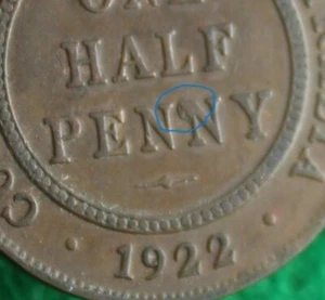 * 1922 HALFPENNY REVERSE LARGE BLOB ON TOP OF N ERROR COIN CIRCULATED #BDF38 - Picture 1 of 9