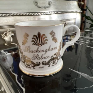 Buckingham Palace British Royalty Collectible 1993 Tea Cup Fine China - Picture 1 of 9