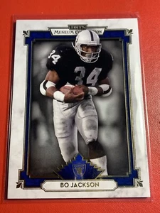 2013 Topps Museum Sammlung Saphir Bo Jackson/99 #46 OAKLAND RAIDERS - Bild 1 von 2