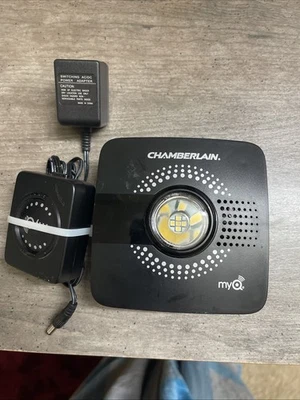 Chamberlain MYQ-G0301 MyQ Smart Garage Hub - Image 1 of 4