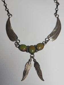 Collar de plumas esterlinas turquesa nativa americana de colección NECESITA BROCHE 14,8 gramos - Imagen 1 de 20