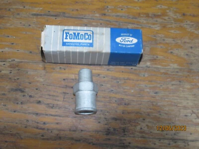 1964 1965 Shelby Cobra Mustang Falcon 260 289 Hipo PCV клапан C4ze -6A66-A новый из старых запасов - Изображение 1 из 4