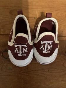 Unisex Texas A&M AGGIES Infants Baby Booties Shoes Size 3 Slip On monogram EUC - Picture 1 of 12