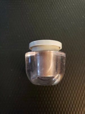 Olla de sombra de ojos mate Bissu 1,5 g ~ gamuza oscura #24 ¡NUEVA! Foto 1 de 3