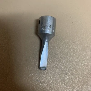 Proto Tool#5246 - 1/4” Tip, Flat Head, Chrome, Screwdriver Socket, 3/8" Drive - Picture 1 of 3