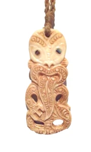 Vintage carved Tiki on waxed cord - Picture 1 of 11