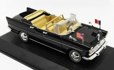 Atlas Editions 1/43 Scale 2 696 607 - Simca Chambord V-8 Presidentielle - Image 1 of 4