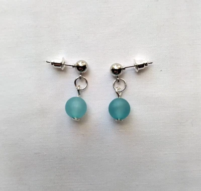 Pendientes de cuentas azules de acero inoxidable con poste ligero simple boho chic mod Foto 1 de 4