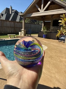 GES 01 schöne bunte Glaskugel Briefbeschwerer dichroitische Regenbogenspirale 3" - Bild 1 von 6