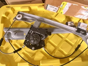 NEW GM Front Driver Side Door Window Regulator 84621036 2014-2020 Silverado ETC - Picture 1 of 12