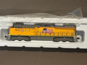 Z scale American Z Line AZL62400-5  ES44AC Locomotive UP 7830 - Picture 1 of 3