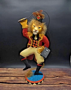 Pier 1 Halloween Enchanted Circus Lion Ring Master Maestro Maurice Decor Metal - Picture 1 of 12