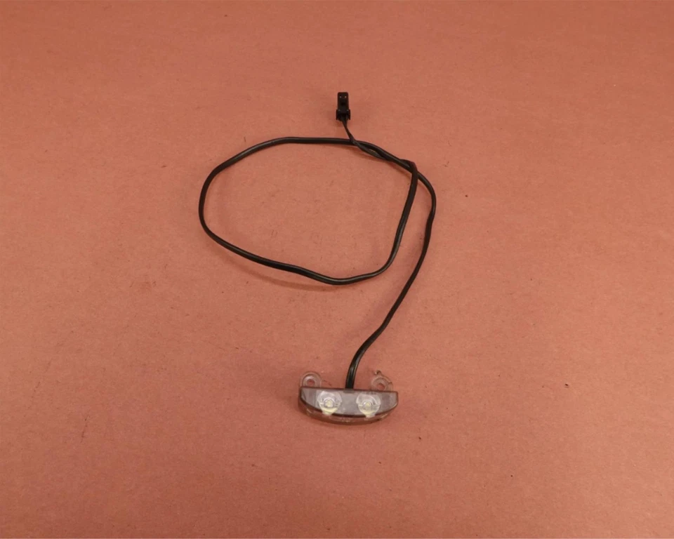 Luz de etiqueta trasera Harley Davidson Sportster Iron 883 XL883N 2009-2021 Foto 1 de 4