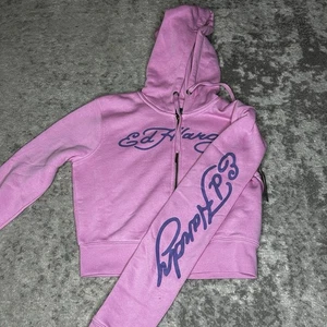 NUEVO CON ETIQUETAS Ed Hardy Rosa Sudadera Recortada Dragón Rosa Talla X-grande - Imagen 1 de 3