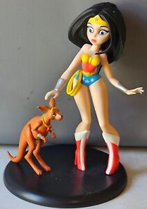 Loot Crate Wonder Woman w/ Kangaroo 5" Figure (Read Desc.)