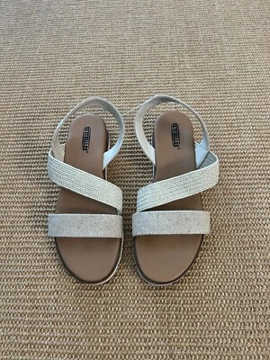 Sandalias Seychelles color tostado talla 8,5 Foto 1 de 3