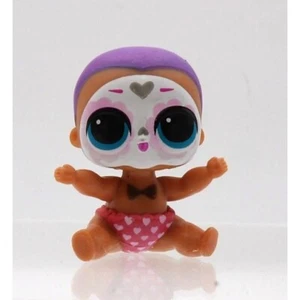 L.O.L. Baby Schwestern Puppe 11/2" m. weißem Clown Gesicht rosa Windel lila Haare ©MGA 2 - Bild 1 von 2