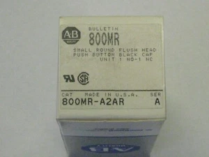 NUEVO EN CAJA Allen Bradley 800MR-A2AR pequeño botón redondo al ras negro A2AR bloque de lengüetas - Imagen 1 de 6