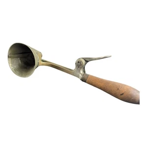 Antike Gilchrists Nr. 33 Eiswagen Kegel konische Form Schaufel Holzgriff - Bild 1 von 9