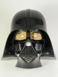 2008 Star Wars Darth Vader Máscara Casco Rubíes Disfraces Halloween Juegos con disfraces. Usado - Imagen 1 de 3