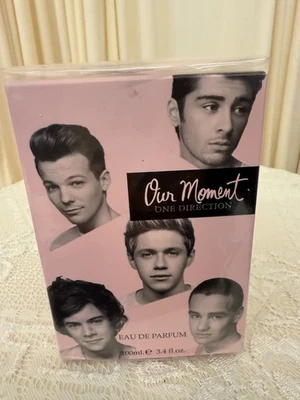 Туалетная вода-спрей One Moment One Direction 100 мл - Изображение 1 из 3