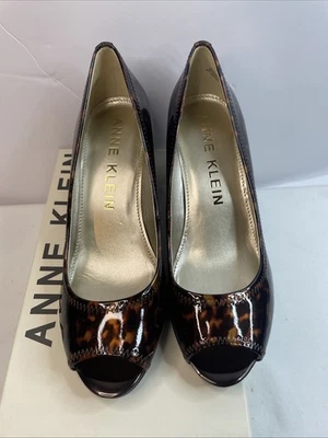 AK Anne Klein Meredith Tortuga Peep Toe Bloque (2.5") Tacones Talla 8.5 Foto 1 de 4