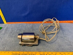 Oster 146 01B Barber Variable Hand Massager - Picture 1 of 11