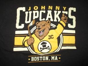 JOHNNY - CUPCAKES Brand BAKED - BOSTON, MA "BOSTON BRUINS JC Bear" (MED) T-Shirt - Picture 1 of 2