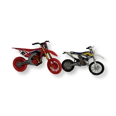 Honda CRF 450R & Husqvarna FE 501 1:12 Diecast Motorcycle Lot - EUC - Image 1 of 4