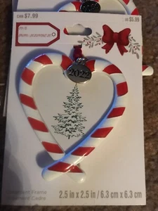 2022 Metal Mini Photo Ornament - Red AnD Silver Stripes Heart. Studio Decor Love - Picture 1 of 1
