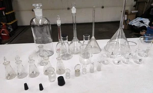 Pyrex & Kimex Glass Vacuum Flasks Beakers Tubes Lids Lab Chemistry Huge Lot  - Picture 1 of 23