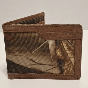 Realtree Men’s Wallet - Picture 1 of 7