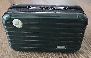 Eva Air Shimmery Green Rimowa First Class Hard Case Travel Toiletry Amenity Kit - Picture 1 of 7