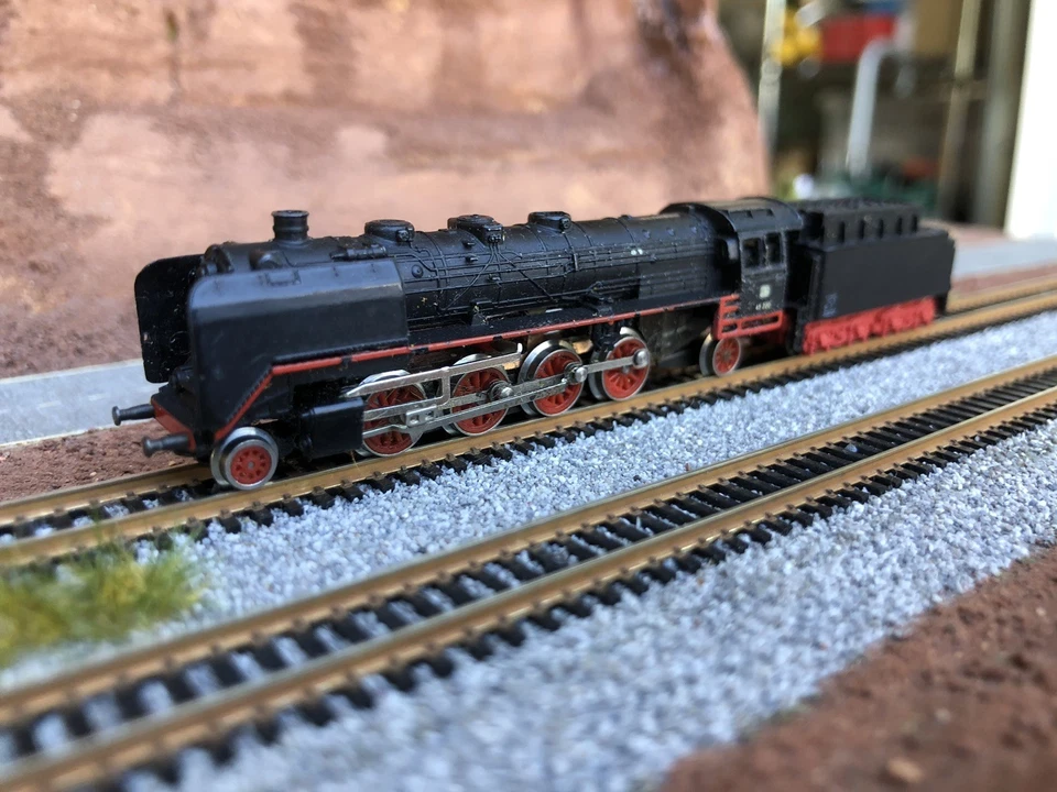 z scale Marklin Steam locomotives 2-8-2 dcc And Led Headligh - Image 1 of 4