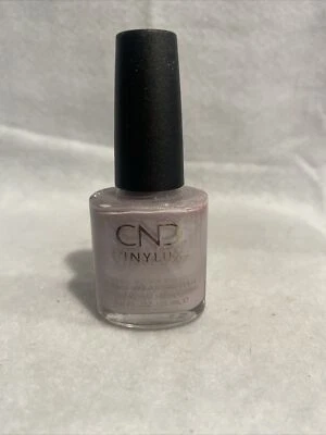 Abrigo de esmalte de uñas CND Vinylux #216 - encaje lavanda 0,5 fl. oz Foto 1 de 3