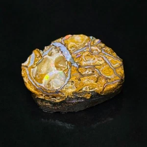 Pietra opale Koroit australiana strutturata grezza - Foto 1 di 5
