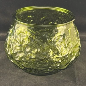 Vintage Avocado Green Crinkle Pattern Glass Bowl - Picture 1 of 5