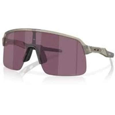 Gafas de sol Oakley OO9463-7039 SUTRO LITE gris mate tinta con lentes PRIZM Road negras Foto 1 de 4