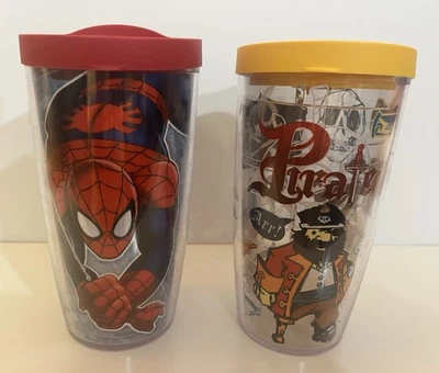 Tervis Spiderman/Pirata con tapas Tervis. Doble pared 16 oz. Usado buen estado. Foto 1 de 4