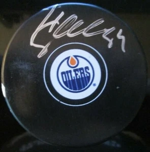 SAM GAGNER SIGNED EDMONTON OILERS HOCKEY PUCK COA - Picture 1 of 1